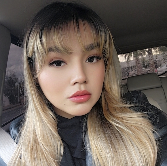 Meet your Posher, Sara - Picture 1 of 1